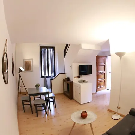 Palazzo Velli * Roma
