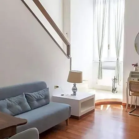 Palazzo Velli Apartment