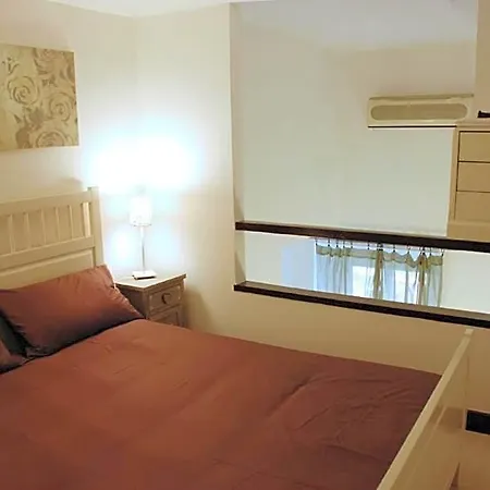 Palazzo Velli Apartment