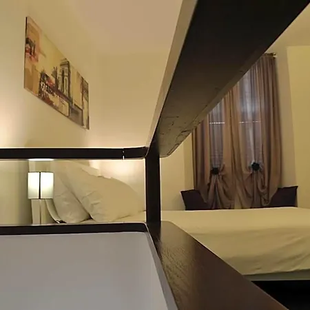 Palazzo Velli Apartment *